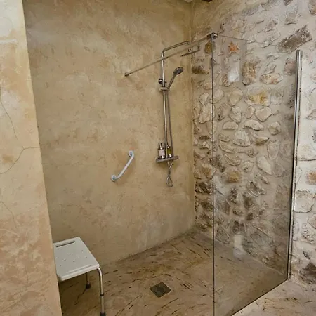 La Tina, La Pariera Apartment